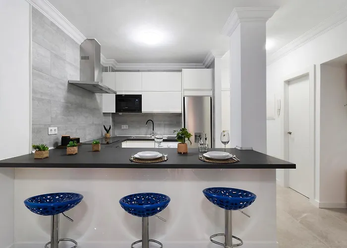 Acuarela Σάντα Κρουζ Τενερίφης